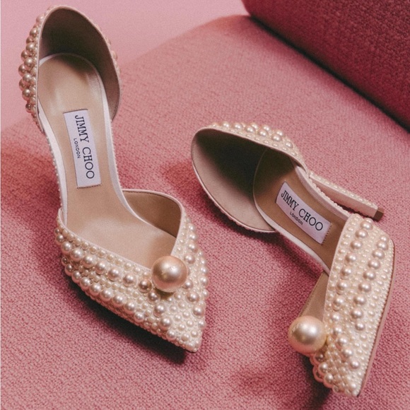 Like new JIMMY CHOO Sabine 85 faux pearl-embellished satin pumps 42 $1,895 - Picture 1 of 17
